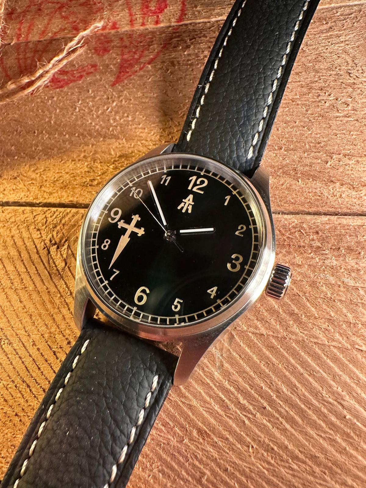 The Pilgrim 39 - Emerald - Exhibition