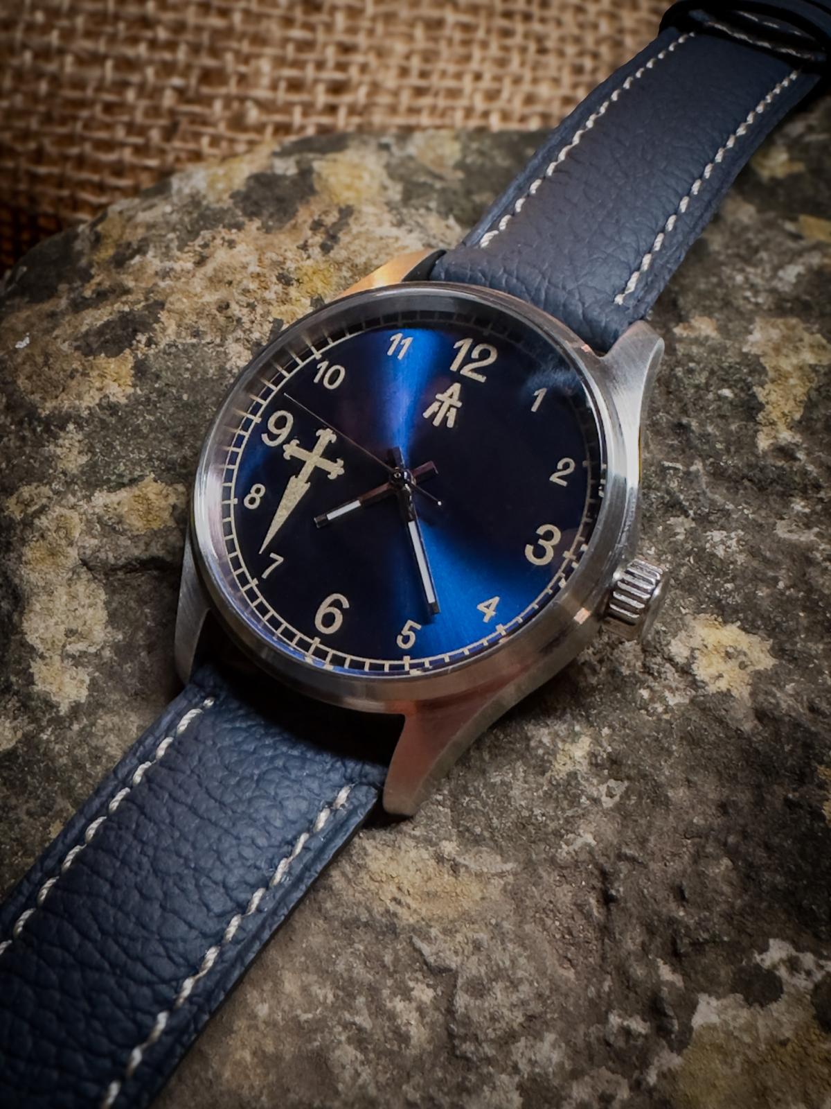 The Pilgrim 36 - Dark Sapphire - Exhibition