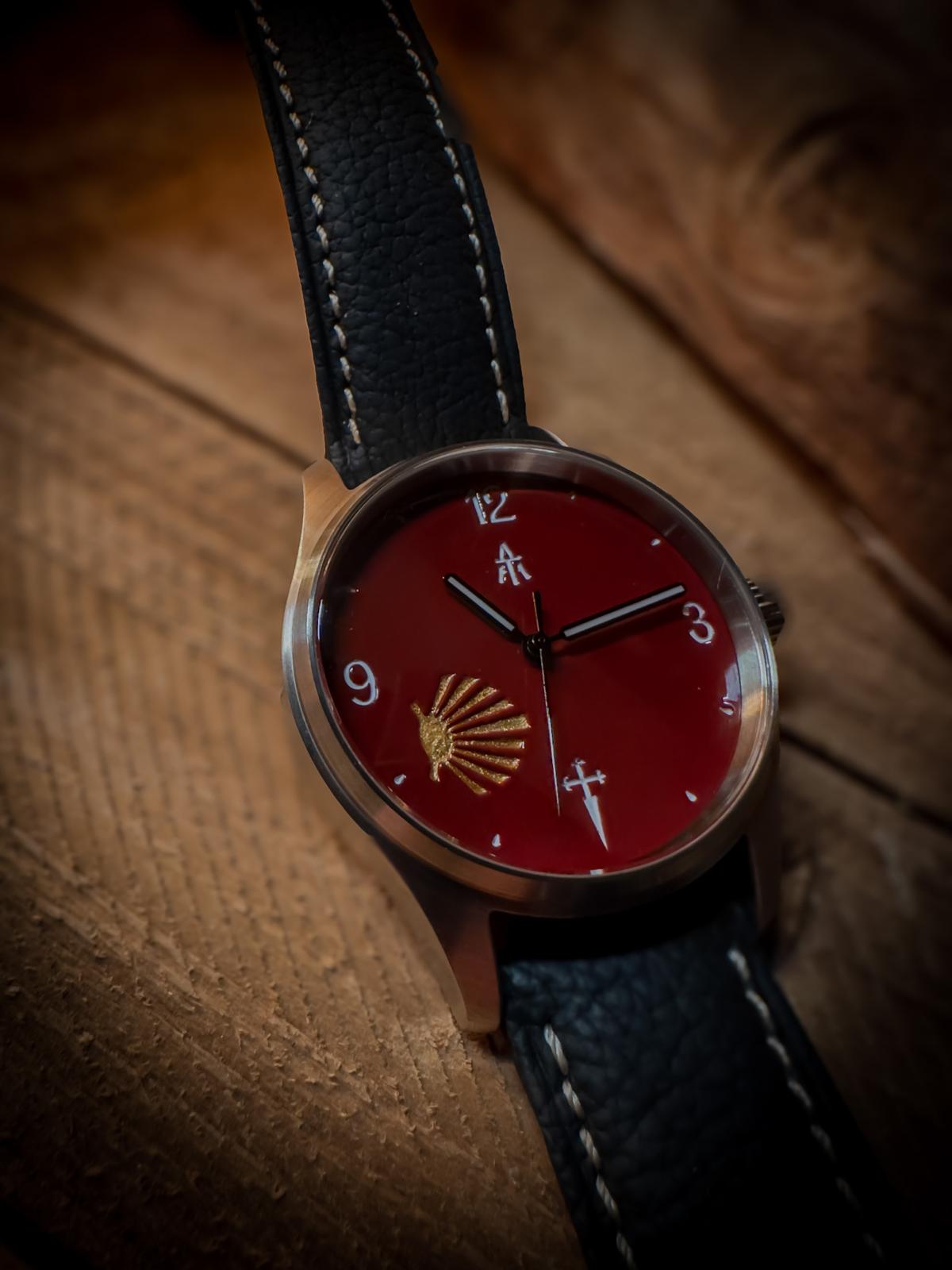The Pilgrim 39 - Red - Solid