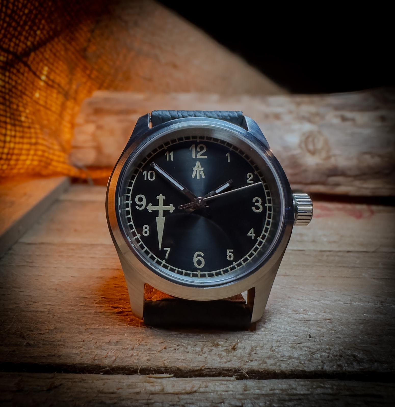 The Pilgrim 36 - Obsidian - Solid