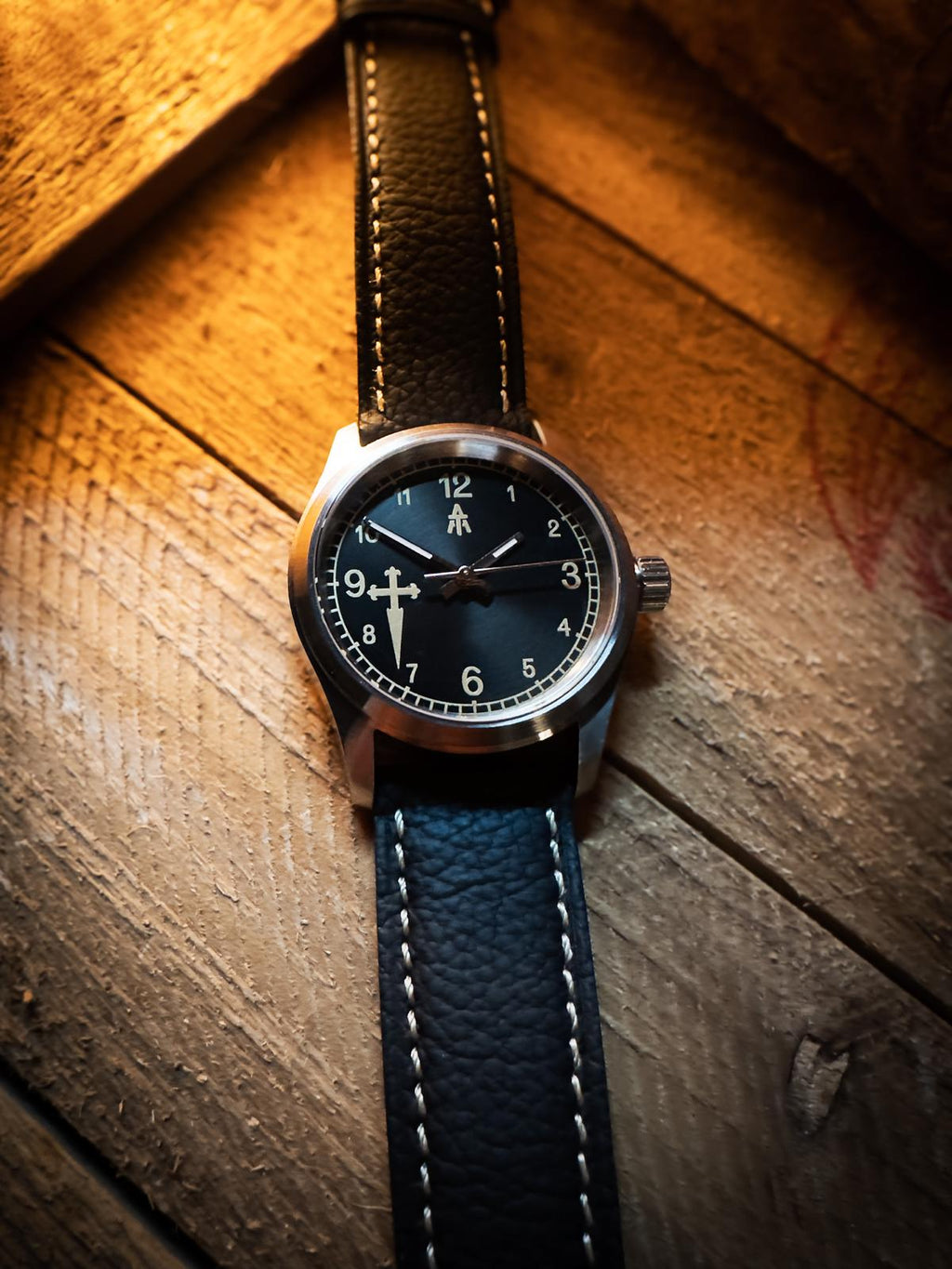 The Pilgrim 36 - Obsidian - Solid